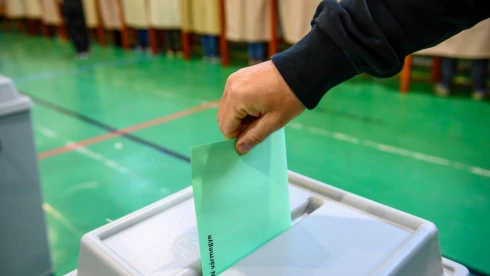 Medián: Egy újabb választáson még nagyobb győzelmet aratna a Tisza