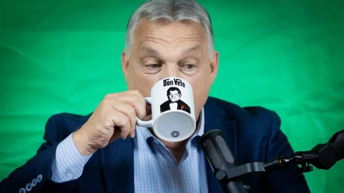 Nem vétóz többet a leköszönő Orbán-kormány, jóváhagyják az Ukrajnának szánt 90 milliárd eurós hitelt