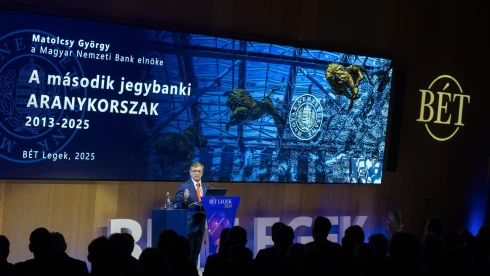 Matolcsy György szerint ő ártatlan, Tiborcz István a Tisza győzelmére fogadott