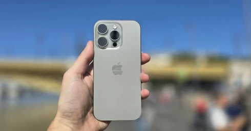 Fontos frissítés érkezik az iPhone-okra, új funkciók láttak napvilágot