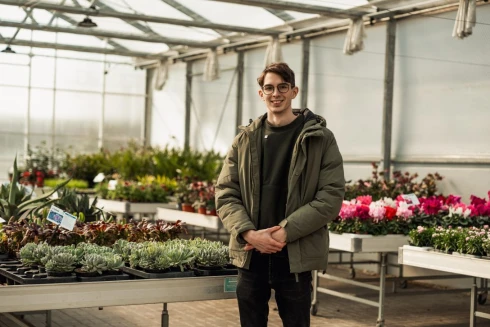 Kertek alatt – Anyák napi virágok