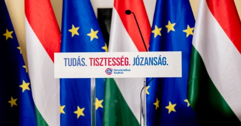 „A Fidesszel nincs alku!” – megszólalt a DK a Pest vármegyei közgyűlésen történtekről