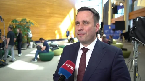 Brüsszelben lépett a Fidesz–KDNP: megszüntetnék a Magyarország elleni eljárást