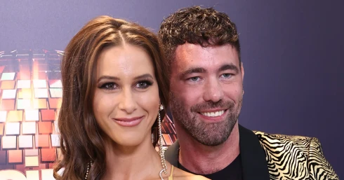 Krausz Gábor és Mikes Anna hatalmas meglepetése a rajongóknak nagyot szólt: az esküvőről van szó, itt a videó