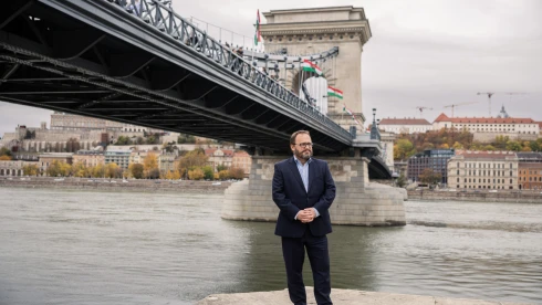 Magyar-kormány: fontos új nevek érkeztek