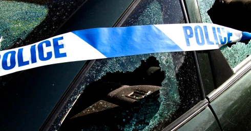 Most érkezett: Sokkoló baleset történt az M7-es autópályán, kirepült az autóból a sofőr