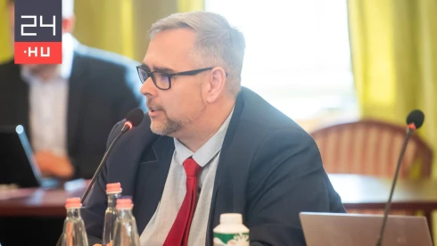 Nem engedné a DK-ból kilépett óbudai polgármester, hogy pártok induljanak az önkormányzati választásokon