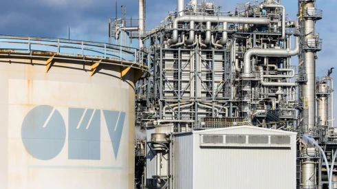 Nem tetszik az OMV-nek az állami beavatkozás, de így is szépen muzsikál – jelentősen emelt energiaár-előrejelzésén az osztrák olajvállalat