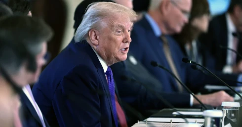 Olyan katonai tervet raktak össze Trumpnak, hogy négyéves csúcsra ugrott az olaj ára