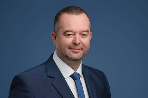 Rottyon a miskolci Fidesz: lemondott az alpolgármesterük és a frakcióvezetőjük, kilépett az önkormányzati képviselőjük