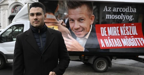 Szűcs Gábor nem bánta meg a posztjait, de törölte