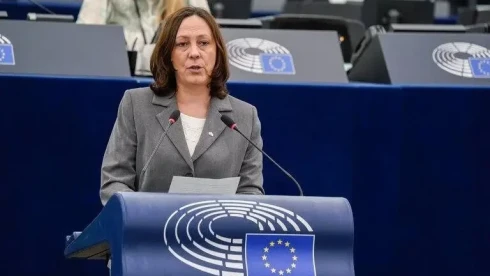 Az őshonos nemzeti kisebbségek jogvédelméről tudomást sem vesz az EU