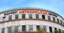 A Budapesti Metropolitan Egyetem rektora is lemondott az ÁSZ vizsgálata és feljelentése után