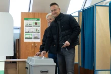 Szijjártó Péter felesége újabb 355 milliós nyereséget termelt
