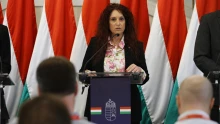 A Szalay-Bobrovniczky-féle HM angol szolgáltatót is bevont a honvédségi egyenruhák tervezésébe hárommilliárd forintért