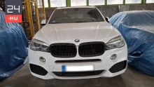 Lefoglalt egy luxus BMW-t a NAV, rendőrautó lesz belőle