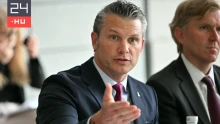 A normandiai partraszállás és a migráció között vont párhuzamot Pete Hegseth amerikai védelmi miniszter