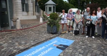 Elkezdődött a tüntetés Sulyok Tamás mellett: a várnegyedbe vonultak a tiltakozók – Cikkünk frissül