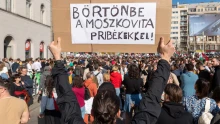 Gondatlanságból elkövetett autokrácia, avagy az öntudatra ébredt nyerőautomata