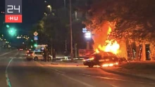 Részeg, bedrogozott sofőr szenvedett balesetet Pozsonyban, még az autója is kigyulladt
