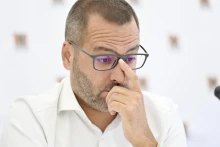 Percek alatt lezavarták a Szuverenitásvédelmi Hivatal megszűntetéséről szóló javaslat vitáját