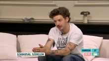 „Pontosan tudom, hogy hova tovább!” – megjelent Mehringer Marci 18 dalos nagylemeze