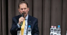 Sátoraljaújhely fideszes polgármestere Hegedűs Zsolttól kér segítséget a bezárt kórházi osztályok újraindításához
