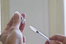 AI-jal készítették el a Covid elleni szupervakcinát, az első vizsgálatok szerint nagyon ígéretes