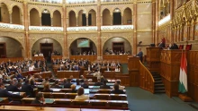 Itt a Tisza módosítása: így változna a kekvák sorsa az alaptörvényben
