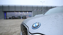 Robbanószerkezetet kapott az orosz BMW