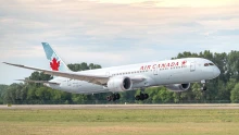 Döbbenetes botrány Kanadában: 17 évig repülhetett hamis jogosítvánnyal egy Air Canada-kapitány