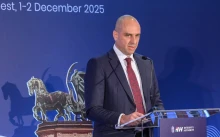 Korrupt a korrupcióellenes hatóság elnöke is? – Newscast