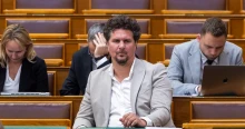 Nagy Ervin antik bútorokat talált az irodájában – Most eldőlt, mi lesz a sorsuk – videó