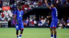 Napokkal Haiti első vb-meccse előtt tiltotta le a válogatott mezét a FIFA
