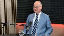 Navracsics Tibor előállt a farbával: világosan elmondta, hogy állhat fel a padlóról a Fidesz