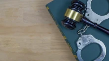 Súlyos vádak érték a magyar hatóság elnökét: százmilliós károkozásról beszél az ügyészség