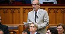 Takács Péter bekiabált, kemény választ kapott a tiszás traumatológus főorvostól a Parlamentben