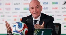 A FIFA elnöke is megszólalt a vb-ről kitiltott bíró ügyében: Sajnálatos, de nem vagyunk a világ urai