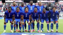 A FIFA levetkőztette Haitit, a Fradi csatára is új mezt kapott