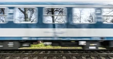 Fa dőlt a vonatsínre Győr-Moson-Sopron megyében, jelentős késésekre kell számítani