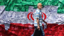 Ismét iráni célpontokat támadott az USA, Teherán válaszul amerikai bázisokat lőtt
