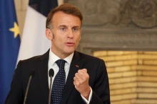 Macron meghívta Zelenszkijt a G7-csúcstalálkozóra