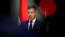 Magyar Péter: Egy izraeli utasszállító gép miatt riasztották a Magyar Honvédség vadászgépeit