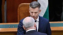 Nemzetközi botrány lehet Magyar Péter tervéből – Európában sem példátlan az államfő eltávolítására tett kísérlet