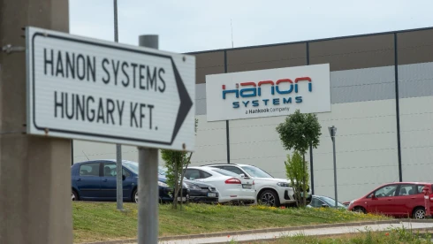 Hanon Systems dolgozói több hazai telephelyen sztrájkolnak a 10 százalékos béremelésért