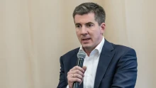 Bocsánatot kért Magyar Péter édesanyjától a volt Fidesz-frakcióvezető