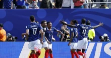 Vitatható bírói ítélet után villant Kylian Mbappé, legyőzték a mumusukat a franciák