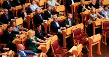 A norvég képviselők nekiálltak evezni a parlamentben, hogy ezzel buzdítsák a vb-n szereplő Haalandékat