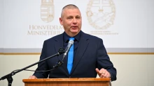 Kifakadt Ruszin-Szendi Romulusz: "a haderő nem piramisjáték"