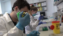 Kiderült, ki hozta át az ebolát Európába, azonnal elkülönítették a beteget